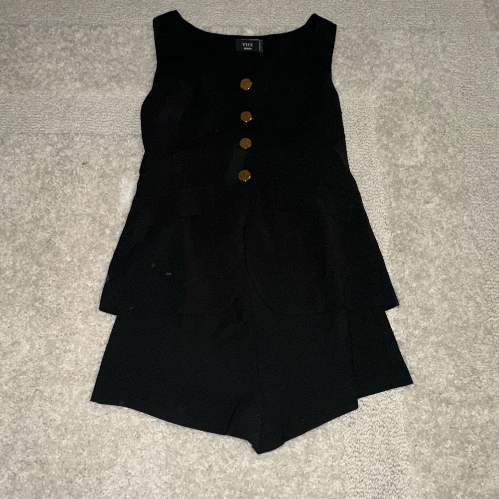 Vici Ninah Button Down Vested Romper - Picture 4 of 6